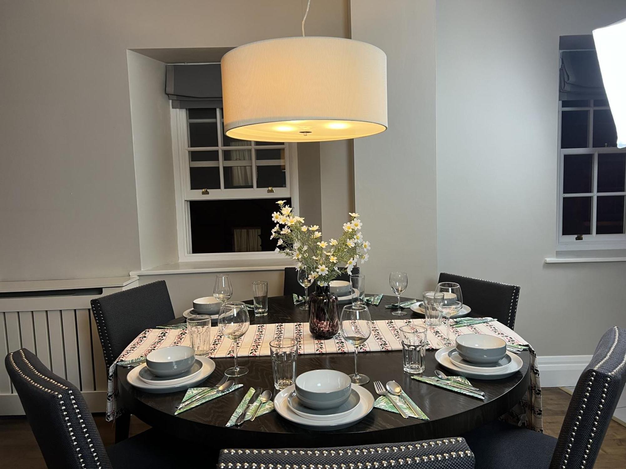 Lovely Spacious Apartment At Temple Bar Dublin Bagian luar foto